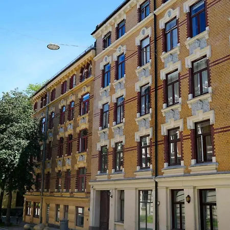 Apartman Sjarmerende Midt I Sentrum *